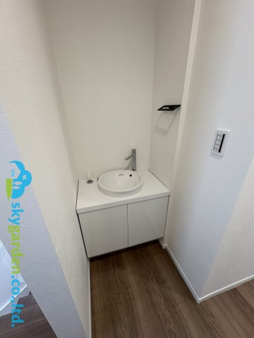 茅ヶ崎市東海岸南4丁目　新築戸建　全2棟2号棟の玄関