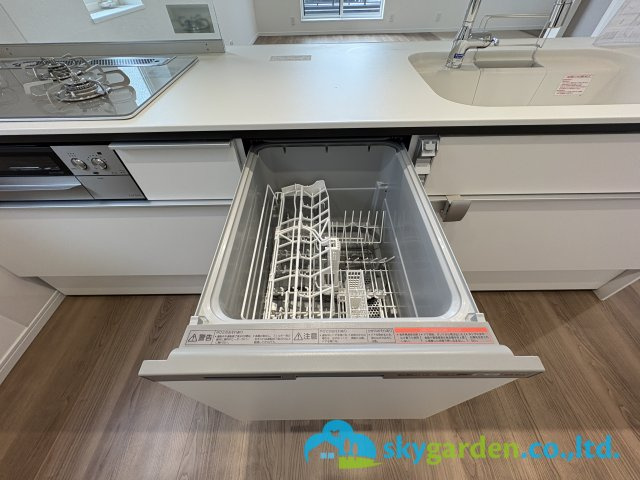 茅ヶ崎市東海岸南4丁目　新築戸建　全2棟2号棟の居間・リビング