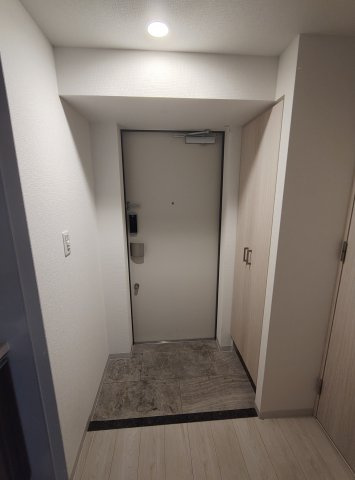 クオーレ神戸山手の玄関