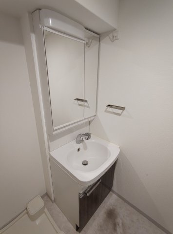 クオーレ神戸山手の洗面所