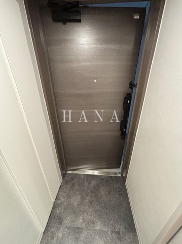 ルミーク北千住の玄関