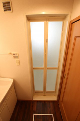 【洗面所】 | クリスタルブライト