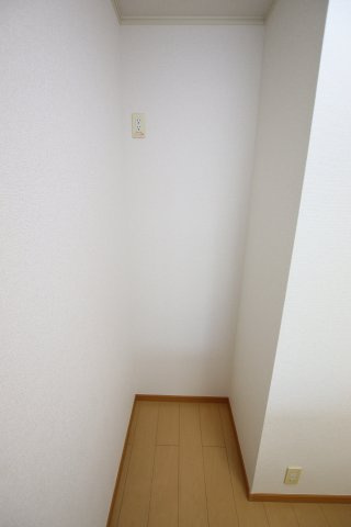 【その他】 | クリスタルブライト | 冷蔵庫スペース