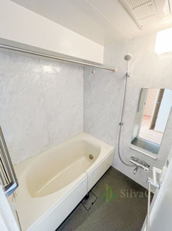 【浴室】 | ガクエンヒルズ北千住 | バスルーム　当日のご見学、可能です！お気軽にお問い合わせください！※0120-133-468