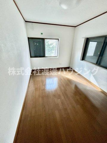 白島１丁目テラスハウスの洋室