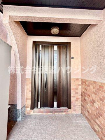 白島１丁目テラスハウスのエントランス