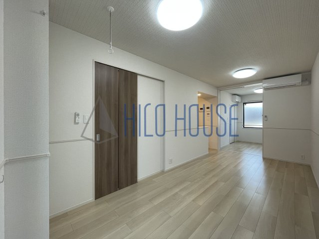 プラウドシティ南大塚Ｆの居間・リビング