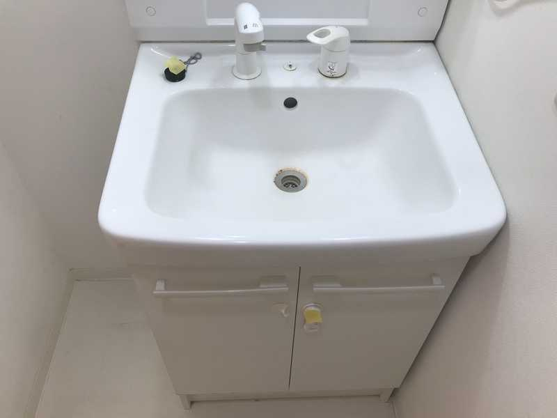 メゾンダジュール１５番館の独立洗面台