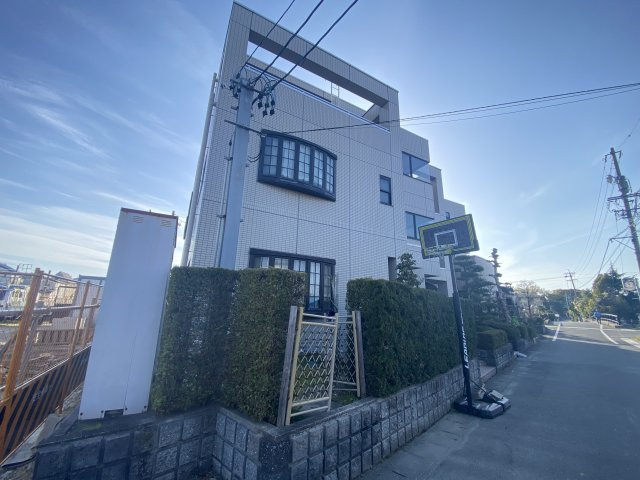 エスパシオ若葉の外観