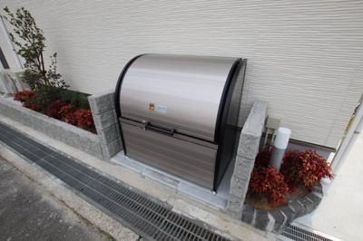 【その他共用部分】 | N.pua(エヌ.プア） | 敷地内ゴミ捨場