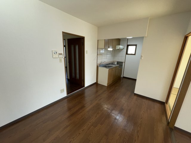 エクセレントコートの居間・リビング