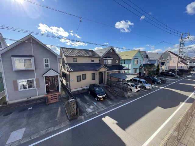 エクセレントコートの駐車場