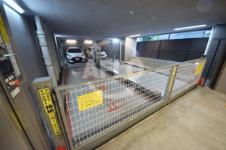 【駐車場】 | プレサンスロジェ心斎橋 | プレサンスロジェ心斎橋　駐車場