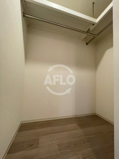 【収納】 | コンフォリア・リヴ北久宝寺Q | コンフォリア・リヴ北久宝寺Q　ウォークインクローゼット