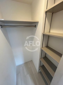 【収納】 | コンフォリア・リヴ北浜淡路町 | コンフォリア・リヴ北浜淡路町　ウォークインクローゼット