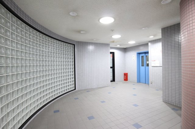 サンタウン明石ウエストのロビー