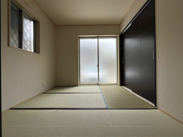 桜ヶ丘町戸建の和室