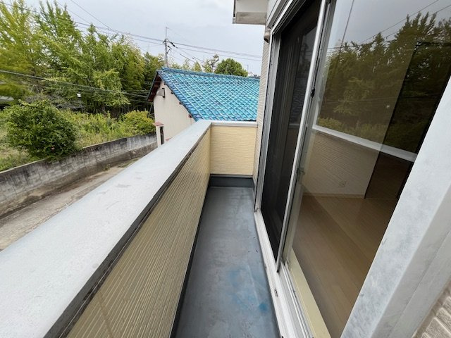 桜ヶ丘町戸建のバルコニー