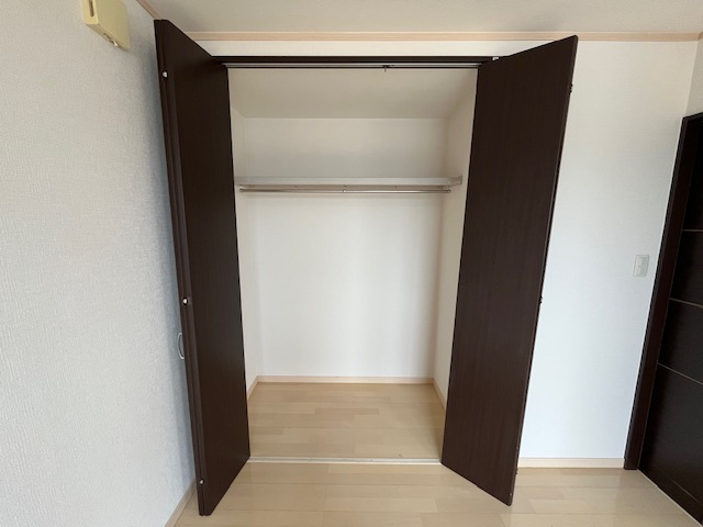 桜ヶ丘町戸建の収納