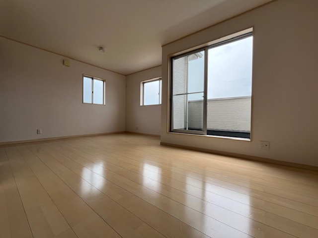 桜ヶ丘町戸建の寝室