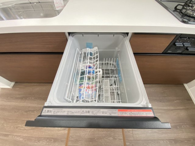 【キッチン】 | 読谷村大湾2期（全5棟）新築平屋3号棟 | 3号棟　ビルトイン食洗機付き♪