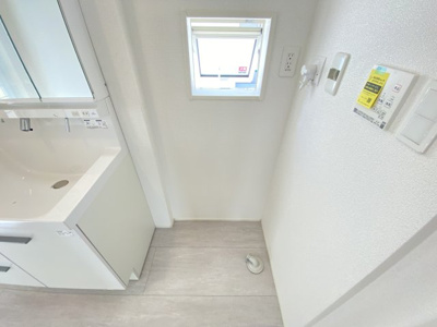 【ランドリースペース】 | 読谷村大湾2期（全5棟）新築平屋3号棟 | 3号棟　洗濯機置き場♪