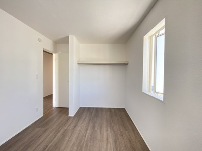 【収納】 | 読谷村大湾2期（全5棟）新築平屋3号棟 | 3号棟　洋室6帖＋CL付き♪