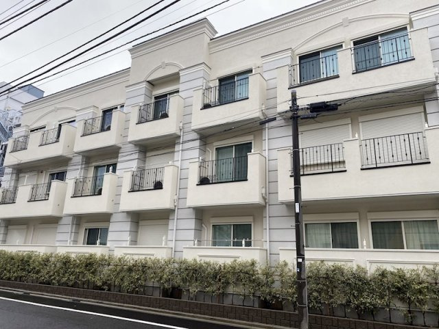 新宿区西落合１丁目のアパート