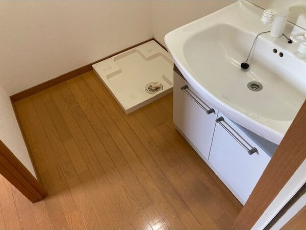 オンワードの洗面所