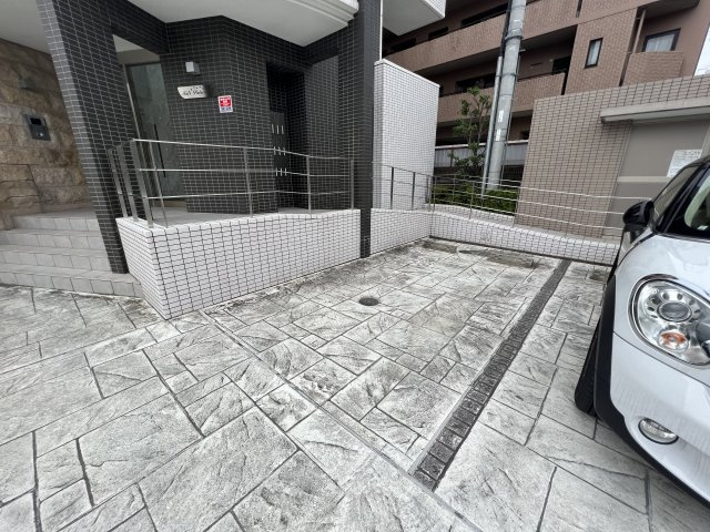 フェアパレスＳＴの駐車場