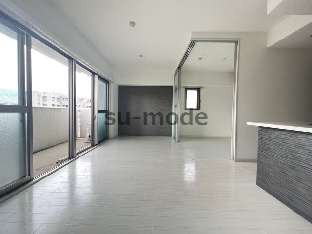 フェアパレスＳＴの居間・リビング