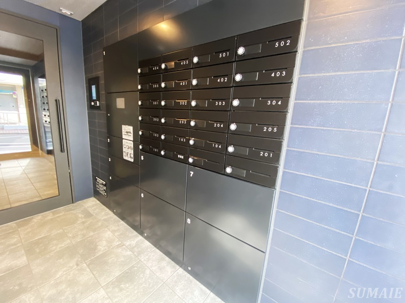 ラヴィエール上中里のエントランス