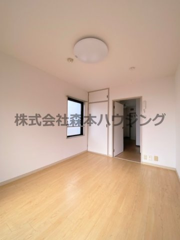 【洋室】 | 　M.エトワール | 使いやすい洋室です