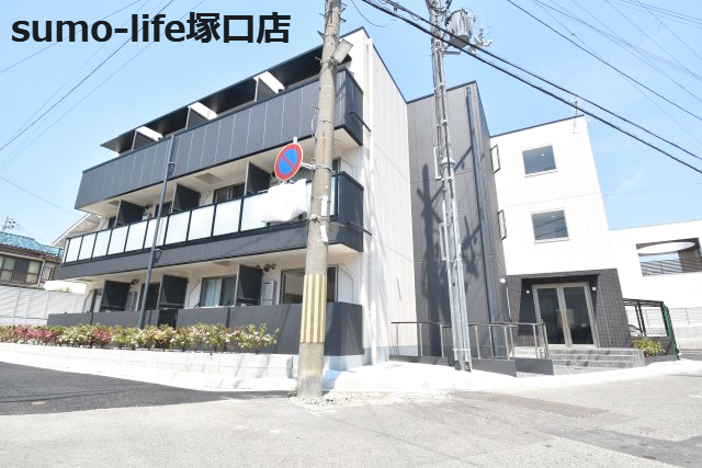 ジェンシア塚口の外観