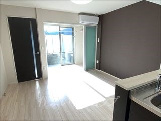 広島市安佐北区可部１丁目のアパートの居間・リビング