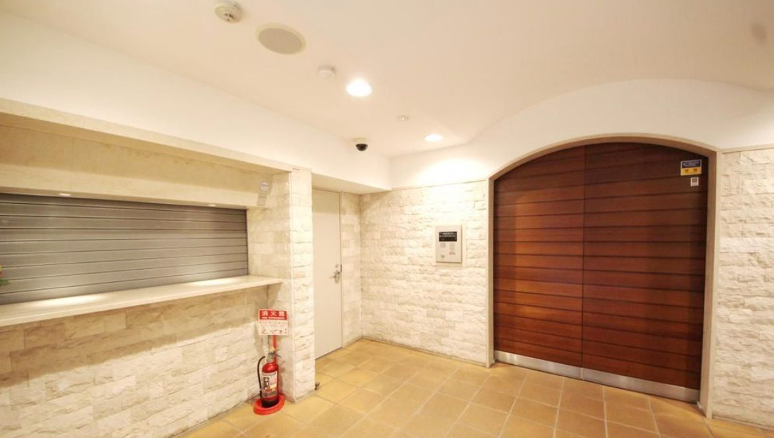 カスタリア銀座のロビー