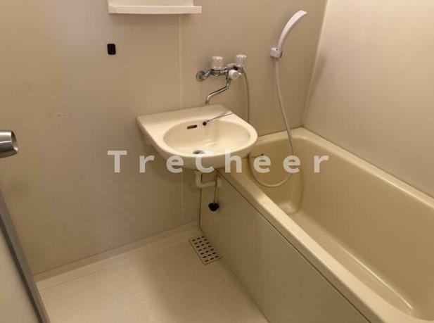 エッセンシャル大徳の浴室