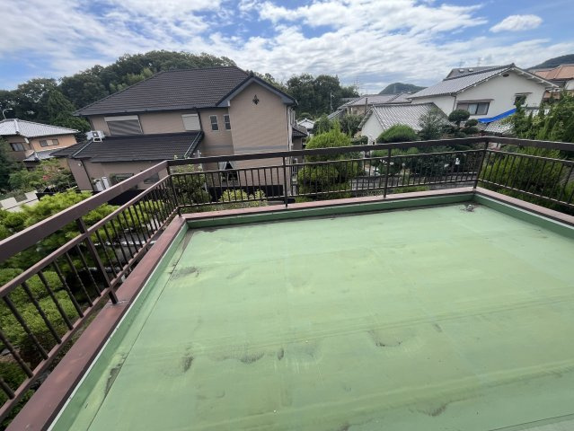香芝市関谷北6丁目戸建のバルコニー