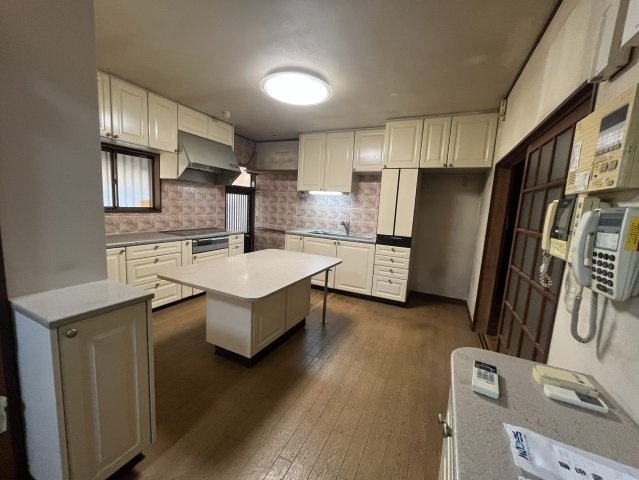 香芝市関谷北6丁目戸建のキッチン