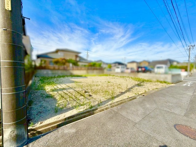 日進市南ヶ丘一丁目土地の前面道路含む現地写真|建築条件なしの土地です！