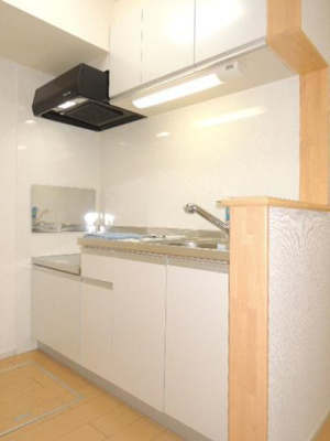 【キッチン】 | ソレアード | コンパクトなキッチンで掃除もラクラク