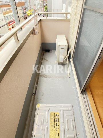 ロイヤルクイーンズパーク関目のバルコニー