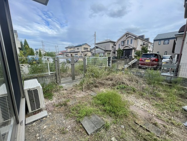 松伏町の省エネエコ住宅│太陽光発電＋大型WIC付住宅の庭