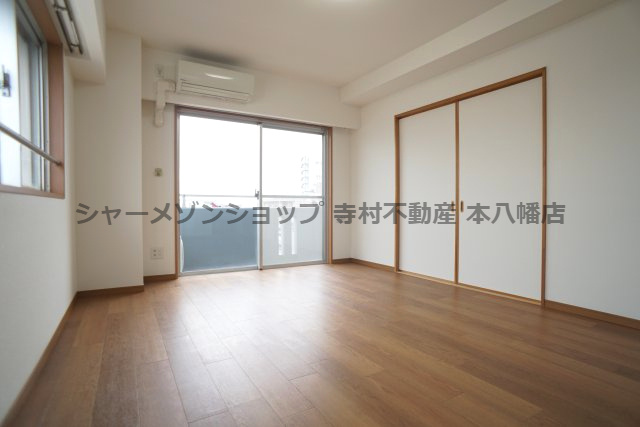 エスティメゾン妙典の居間・リビング