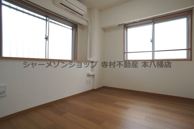 エスティメゾン妙典の洋室