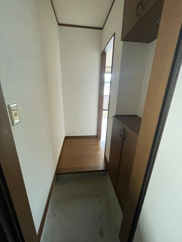 バナナアパートの玄関