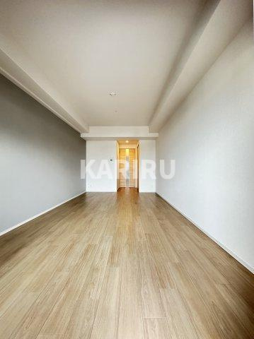 スプランディッド京橋EASTの洋室