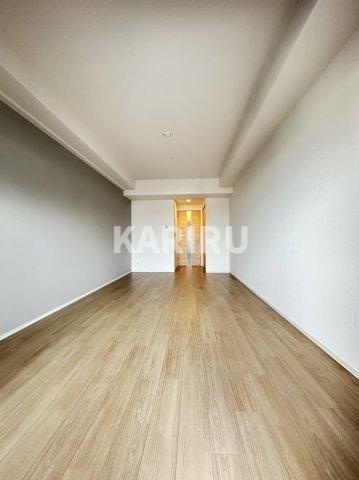 スプランディッド京橋EASTの洋室