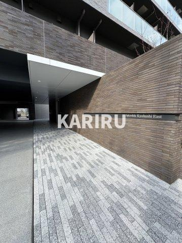 スプランディッド京橋EASTのロビー