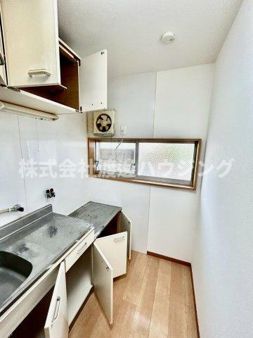 松村貸家のその他|窓